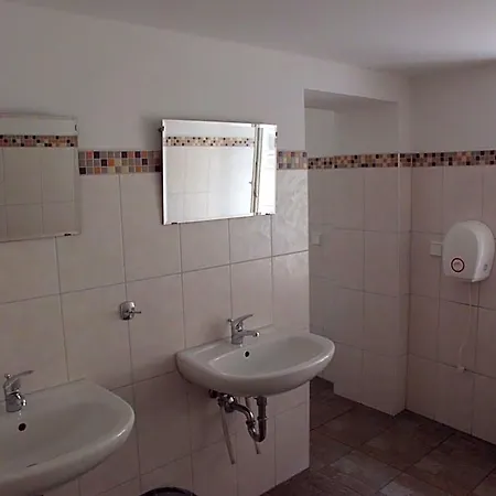 Hostel Burg