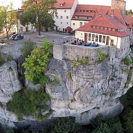 Hostel Burg *